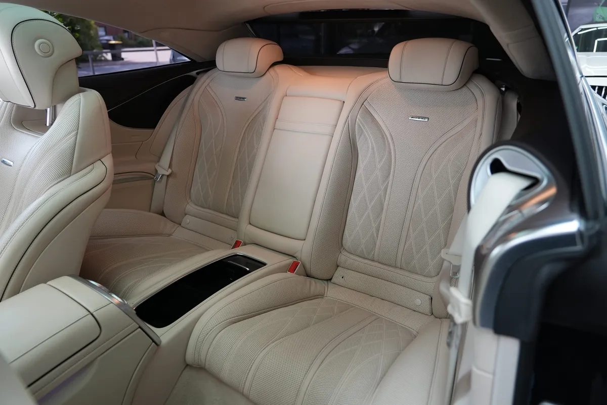 Mercedes-Benz S 63 AMG Coupé 4Matic+ - Image 13