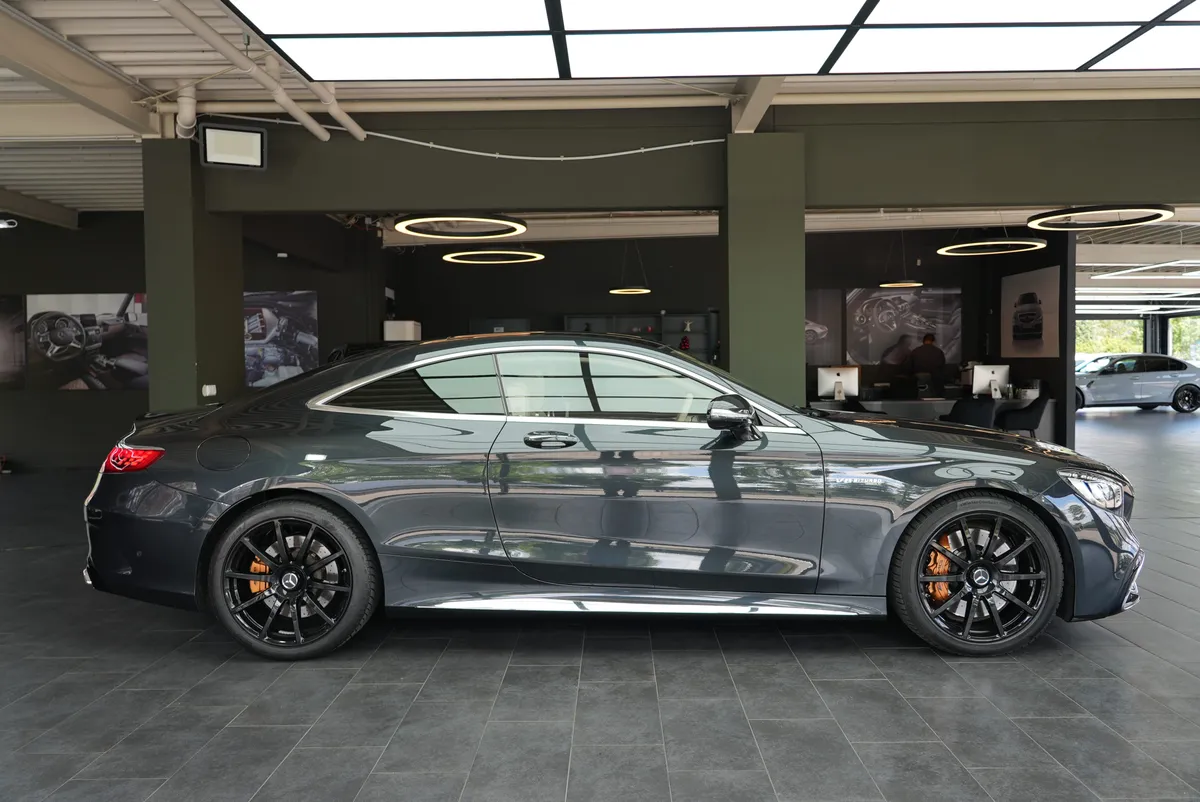 Mercedes-Benz S 63 AMG Coupé 4Matic+ - Image 25