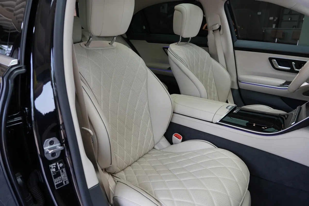 Mercedes-Benz S 350 d 4Matic AMG Line Langversion - Image 15