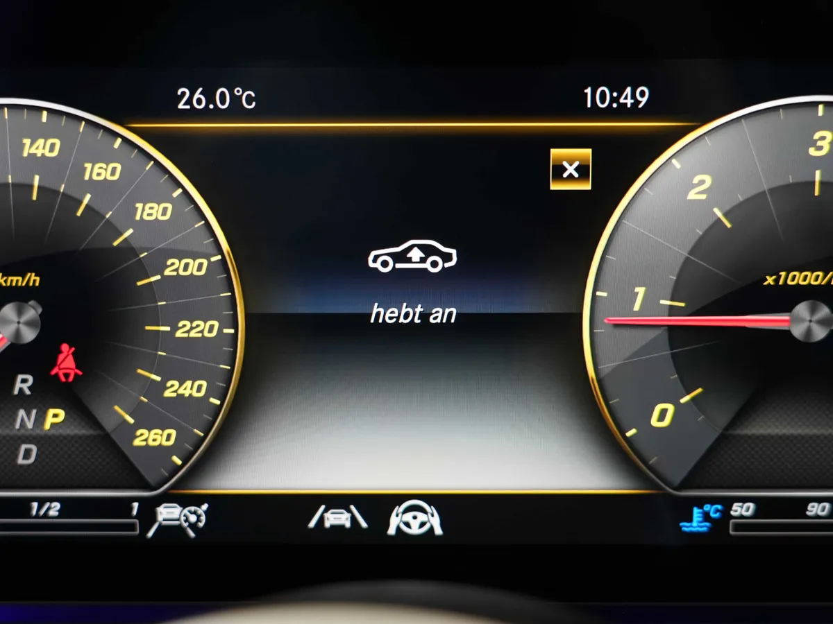Mercedes-Benz E 400 d Coupé 4Matic AMG Line - Image 22