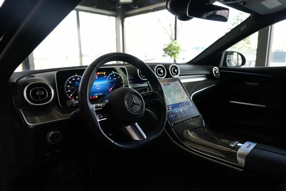 Mercedes-Benz C 220 d AMG Line - Image 10