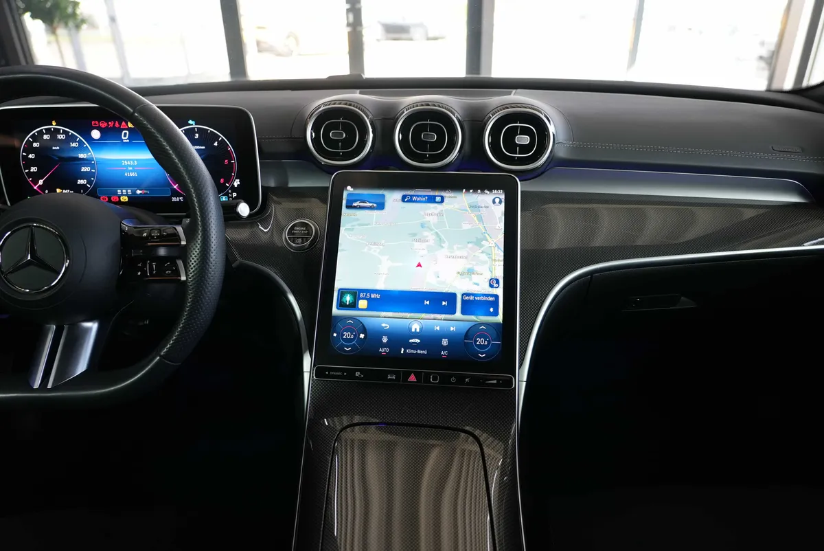 Mercedes-Benz C 220 d AMG Line - Image 19