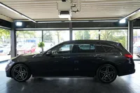 Mercedes-Benz C 220 d T-Modell AMG Line - Image 2