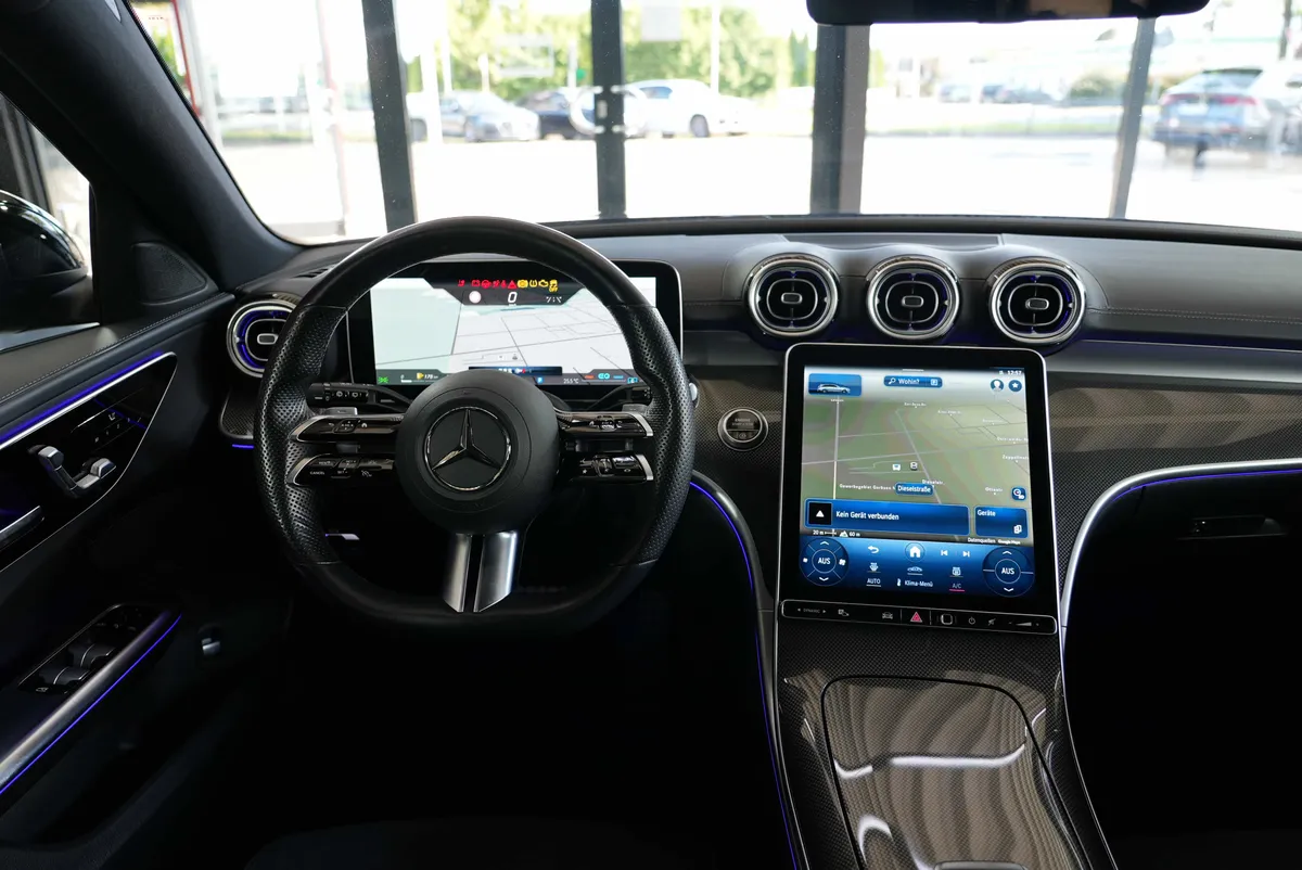 Mercedes-Benz C 220 d T-Modell AMG Line - Image 17