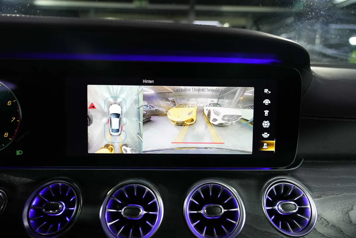 Mercedes-Benz E 450 Coupé 4Matic AMG Line - Image 20