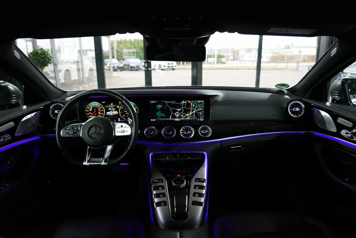 Mercedes-Benz AMG GT 43 4Matic+ - Image 18