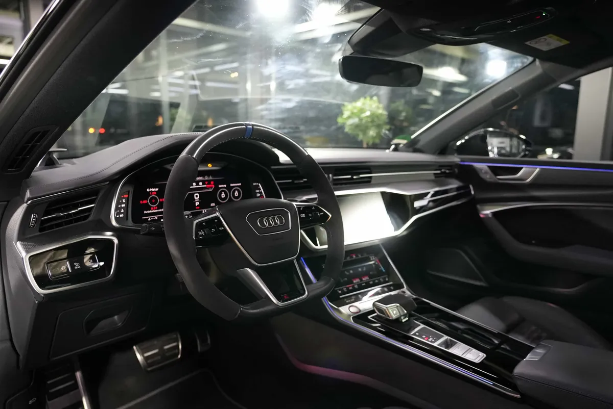 Audi RS 7 Sportback 4.0 TFSI Quattro - Image 12