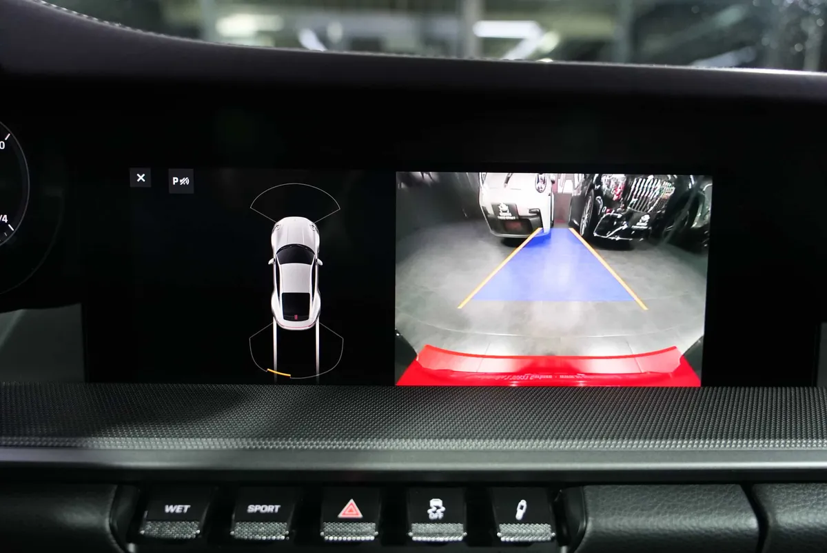 Porsche 911 Carrera S (992) - Image 23