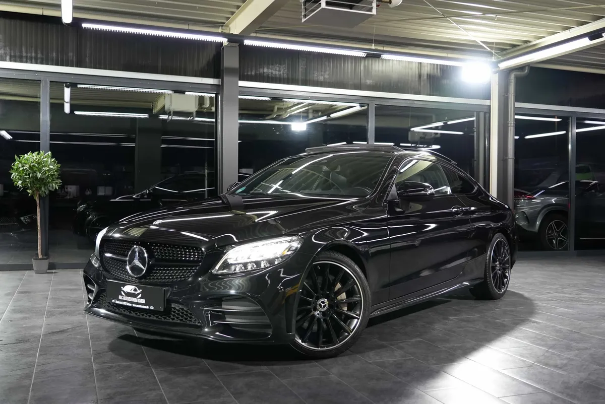 Mercedes-Benz C 300 Coupé AMG Line - Image 21