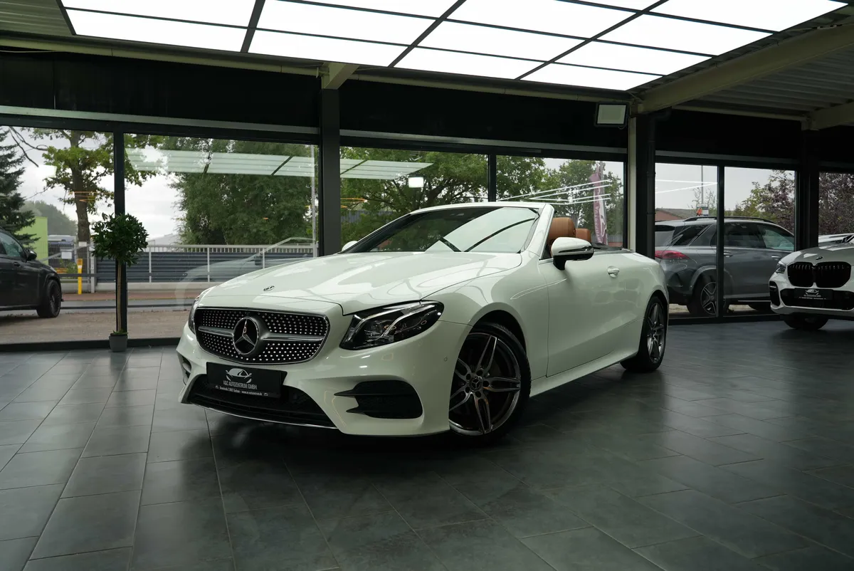 Mercedes-Benz E 200 Cabrio AMG Line - Image 21