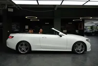 Mercedes-Benz E 200 Cabrio AMG Line - Image 22