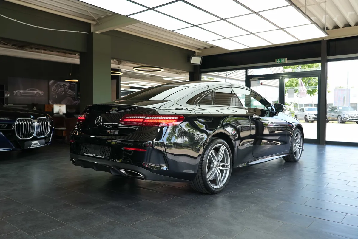 Mercedes-Benz E 400 Coupé 4Matic AMG Line - Image 5