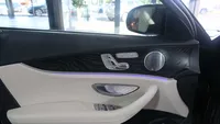 Mercedes-Benz E 300d AMG Line T-Modell - Image 22